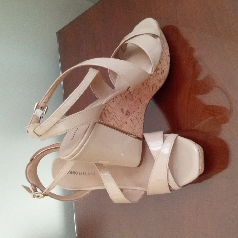 Shoes - Picture 2 of 6